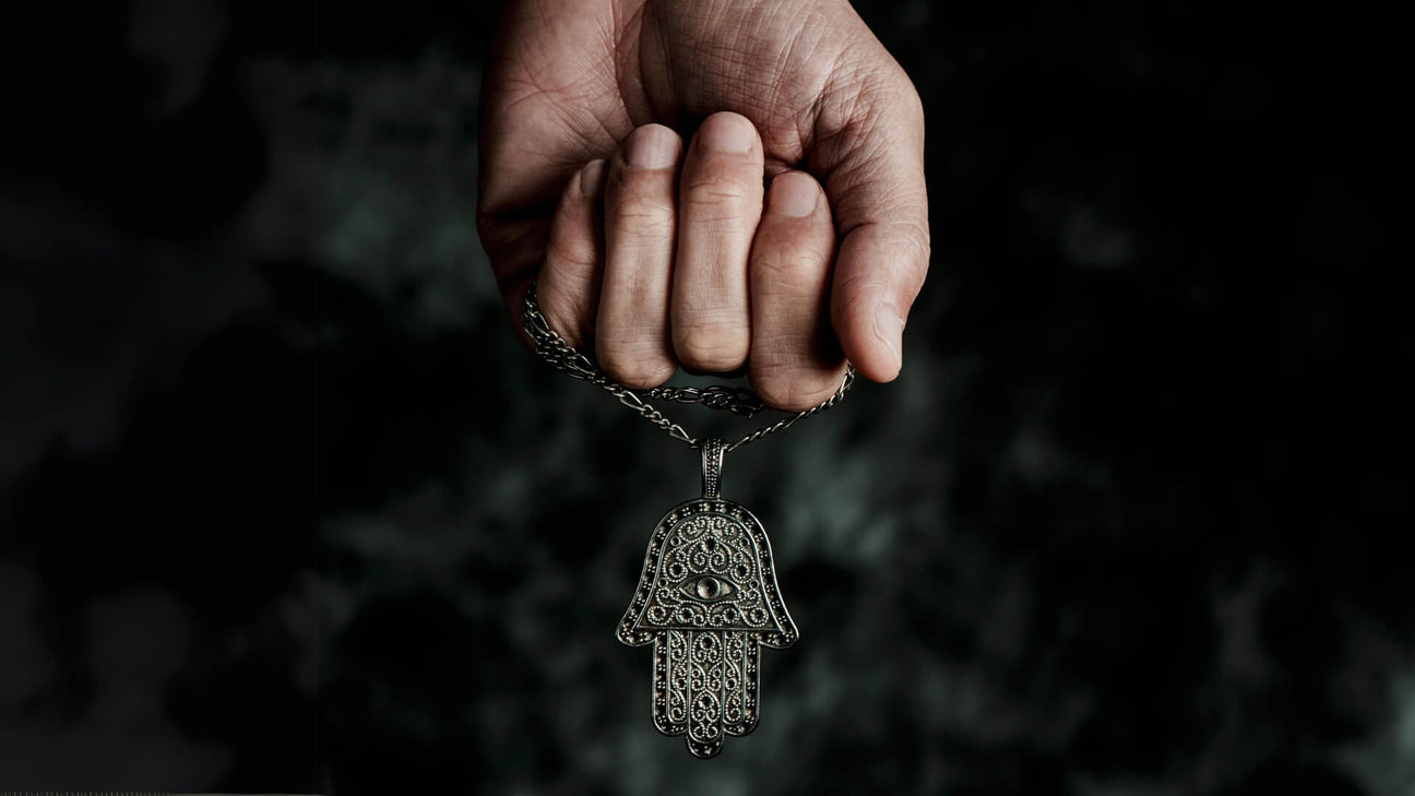 What the hamsa hand symbolizes in jewelry