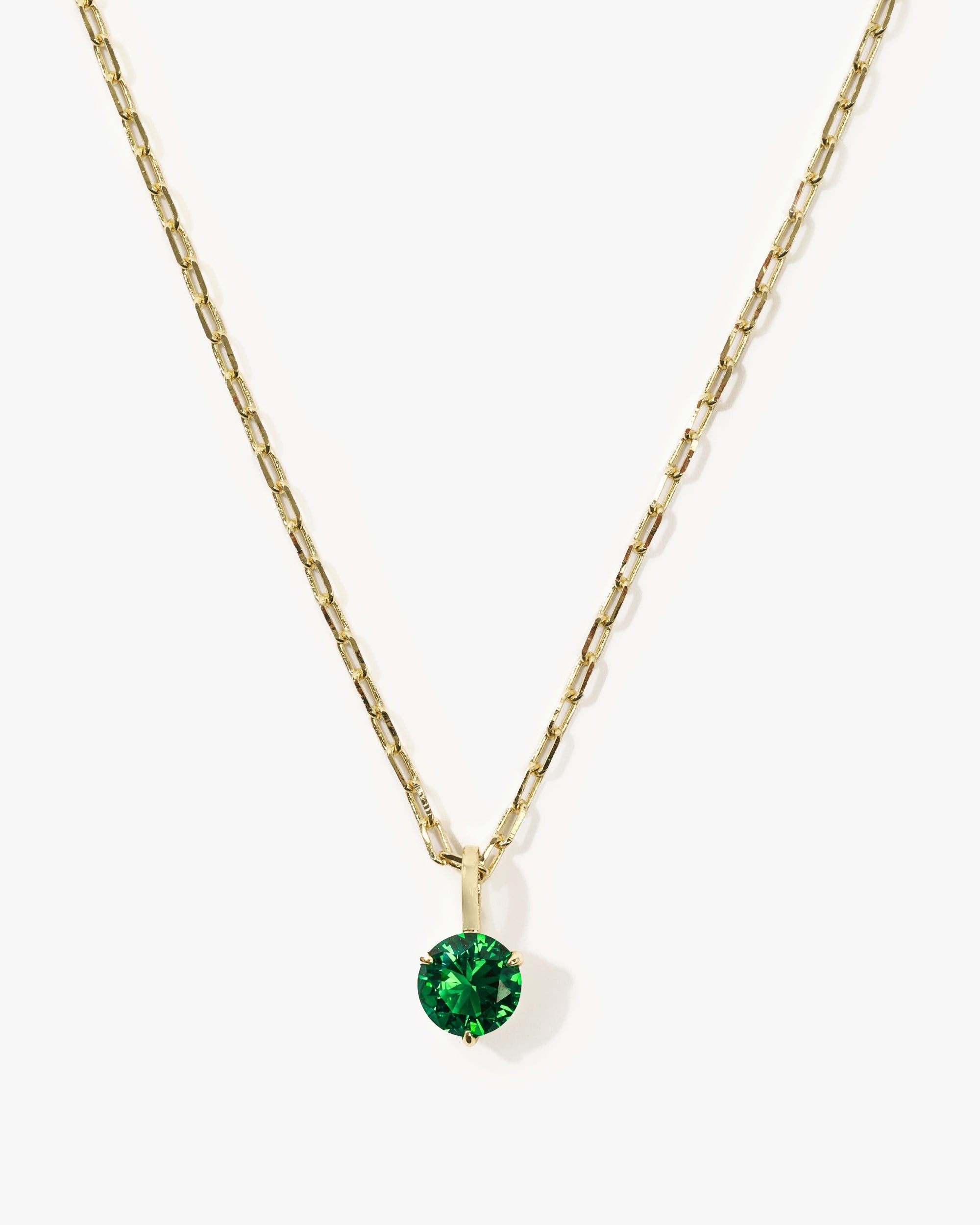 not-your-basic-pendant-necklace-in-gold-and-emerald