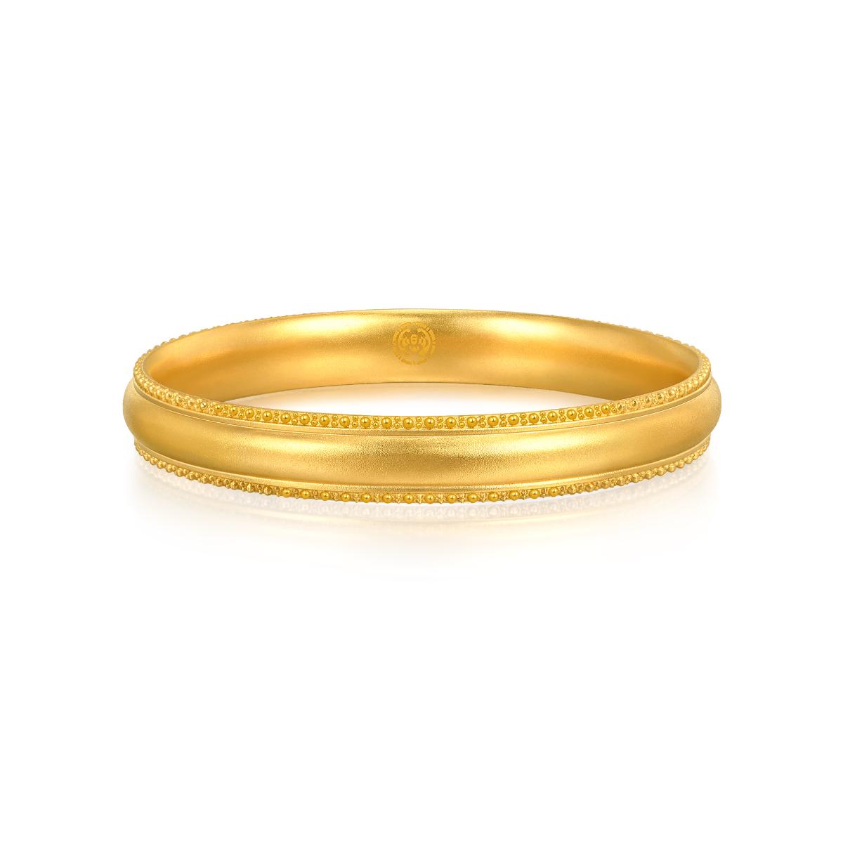 the-oriental-gold-bangle-chow-sang-sang