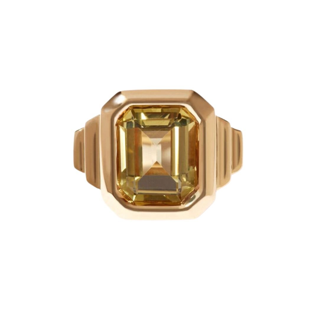 greta-18ct-yellow-gold-olive-quartz-ring