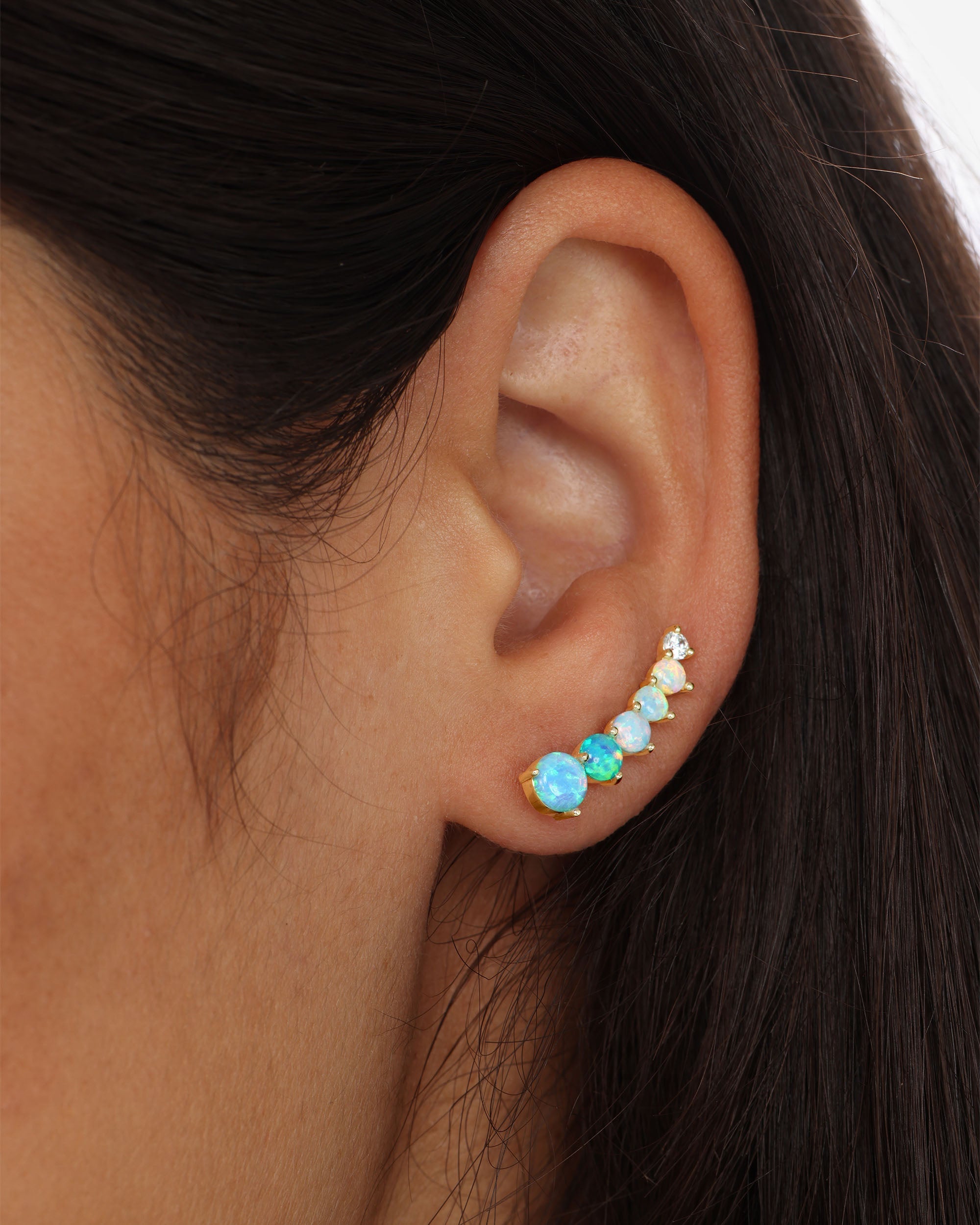 not-your-basic-ombre-ear-crawler-in-gold-and-blue-opal-ombre