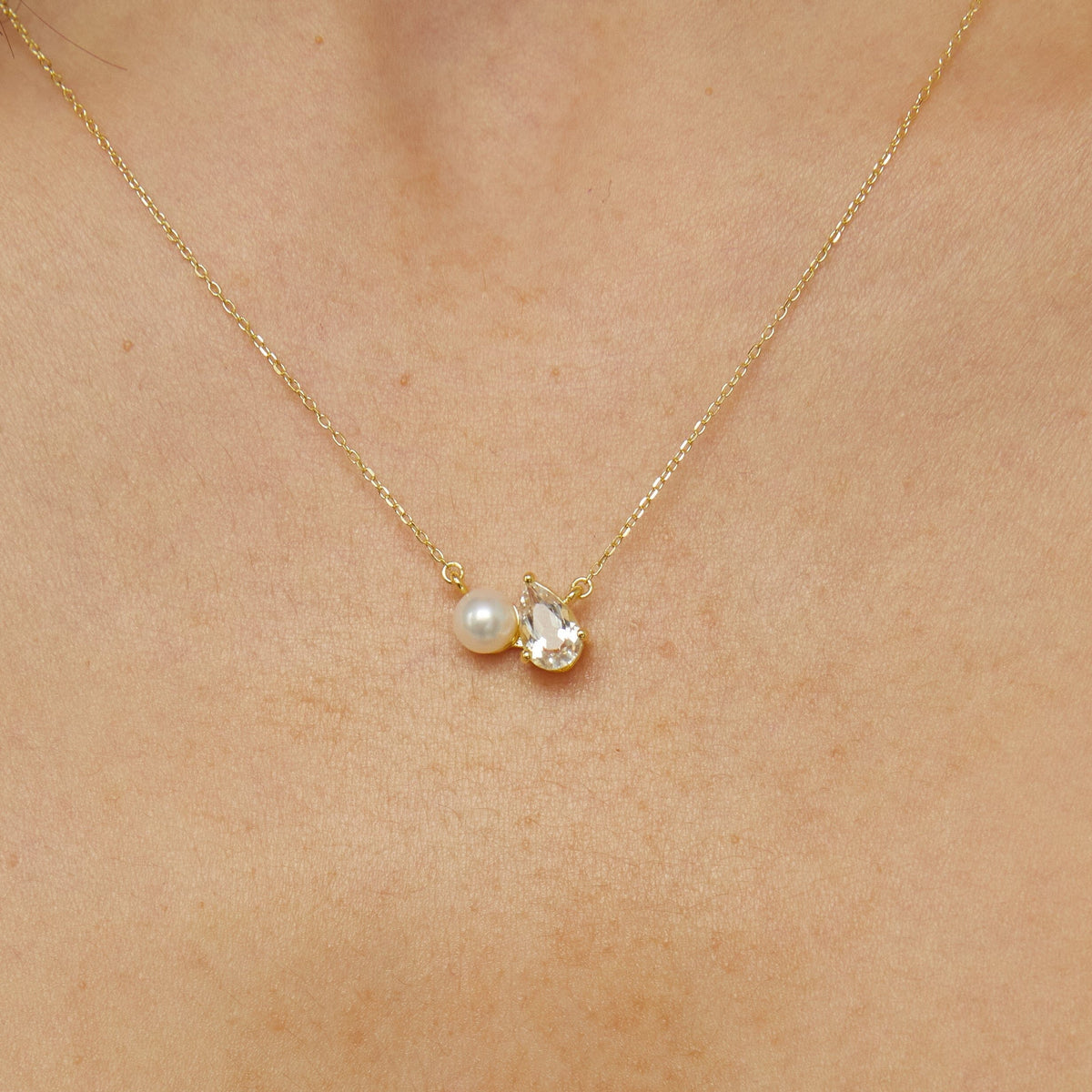 pearl-toi-et-moi-necklace-in-14k-white-gold-aurate