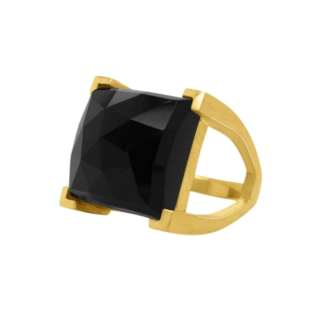 plaza-black-onyx-ring