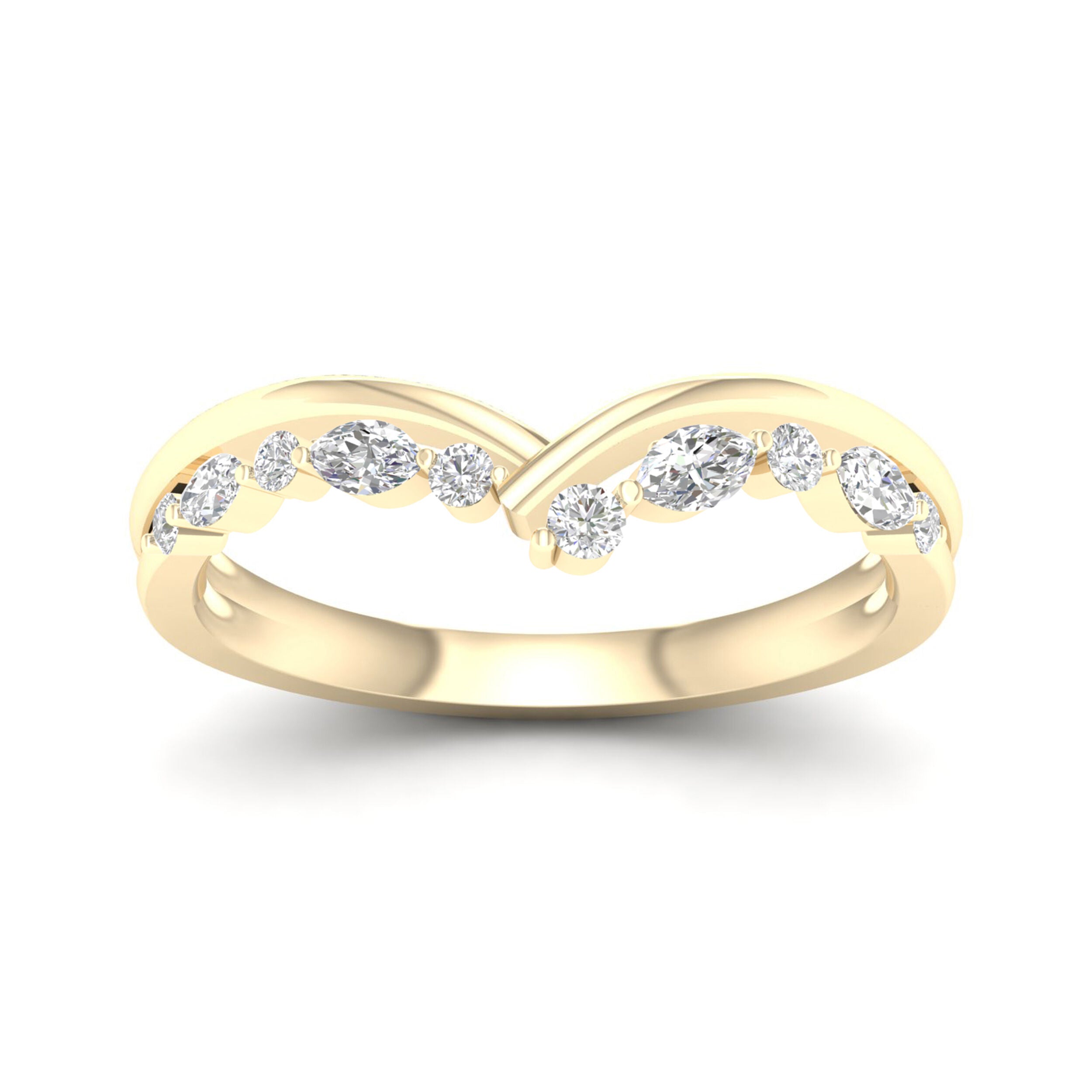 Diamond Chevron Band in 14K Yellow Gold (1/3 ct. tw.)