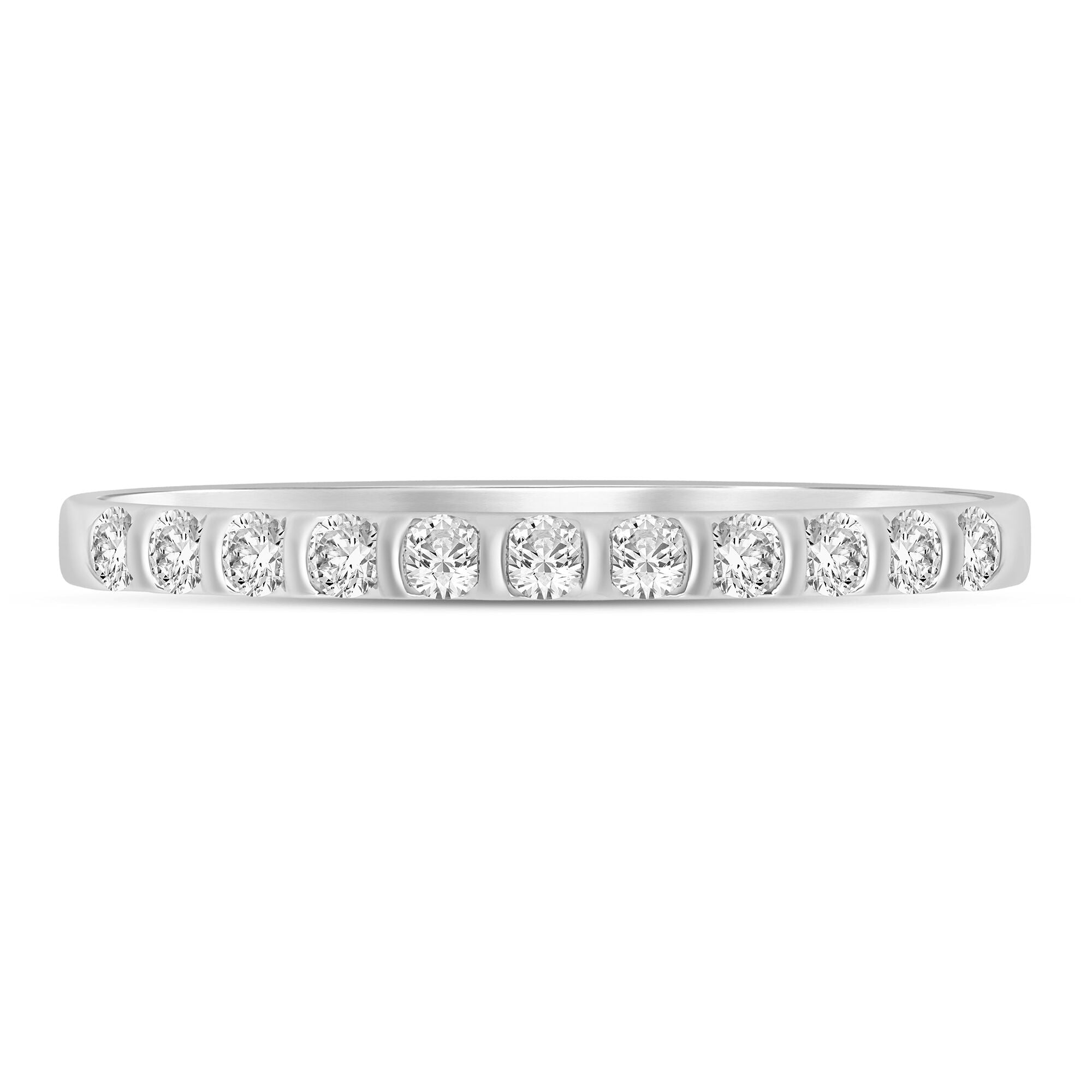 Diamond Band in 10K White Gold (1/7 ct. tw.)