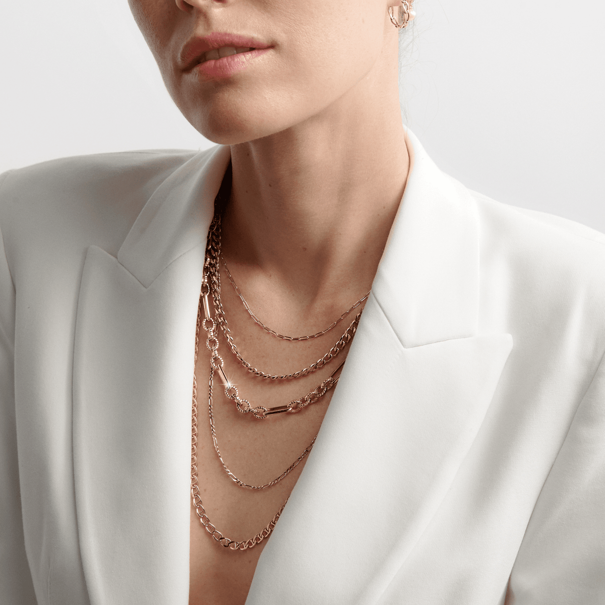 bold-infinity-chain-link-necklace-in-vermeil-rose-gold-aurate