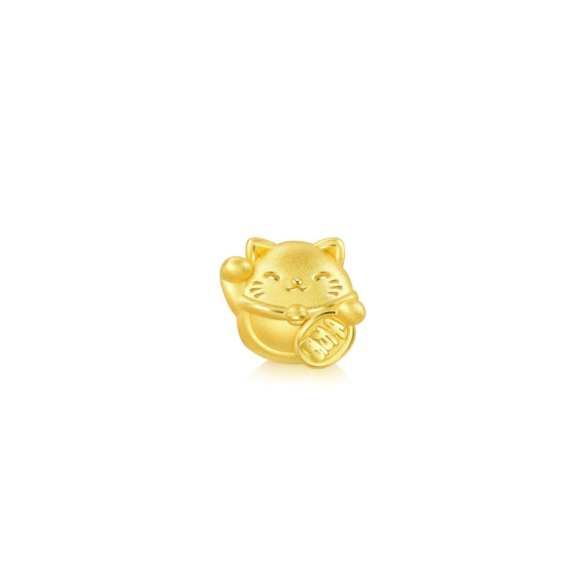 blessings-gold-lucky-cat-charm-chow-sang-sang