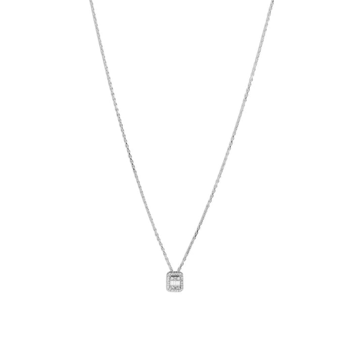 diamond-halo-necklace