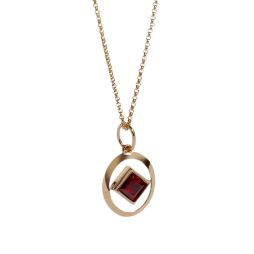 birthstones-14ct-yellow-gold-january-garnet-necklace