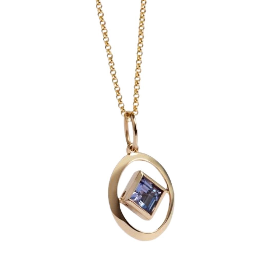 birthstones-14ct-yellow-gold-december-tanzanite-necklace