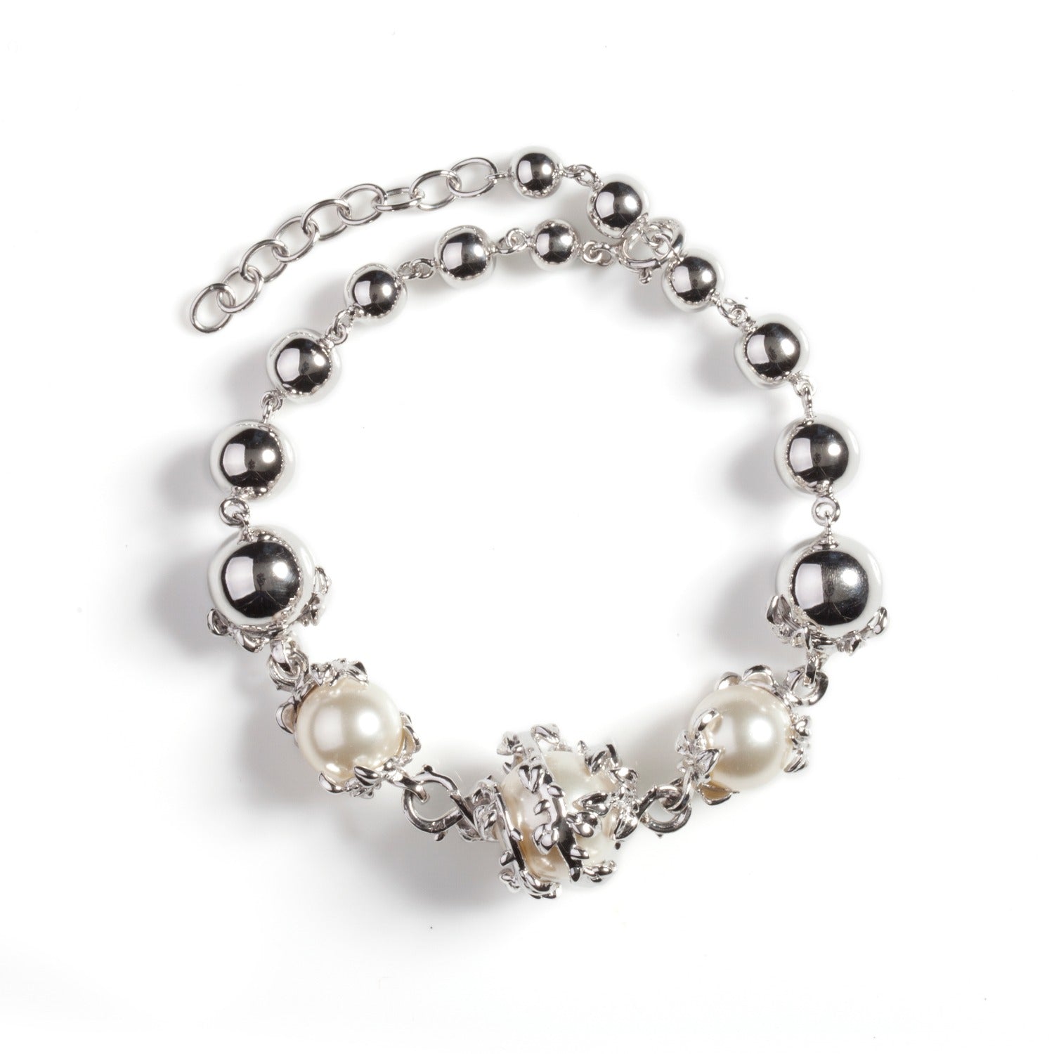 Orb 3 Ivory Pearl Bracelet