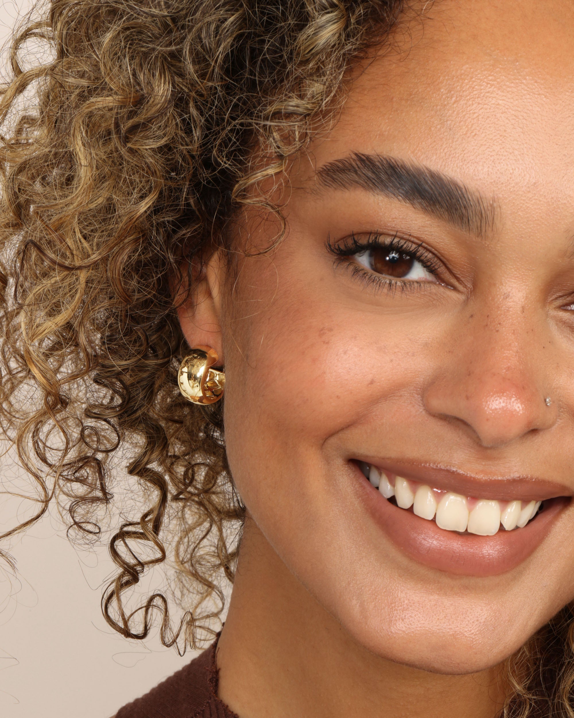 she-is-so-smooth-baby-hoops-in-gold