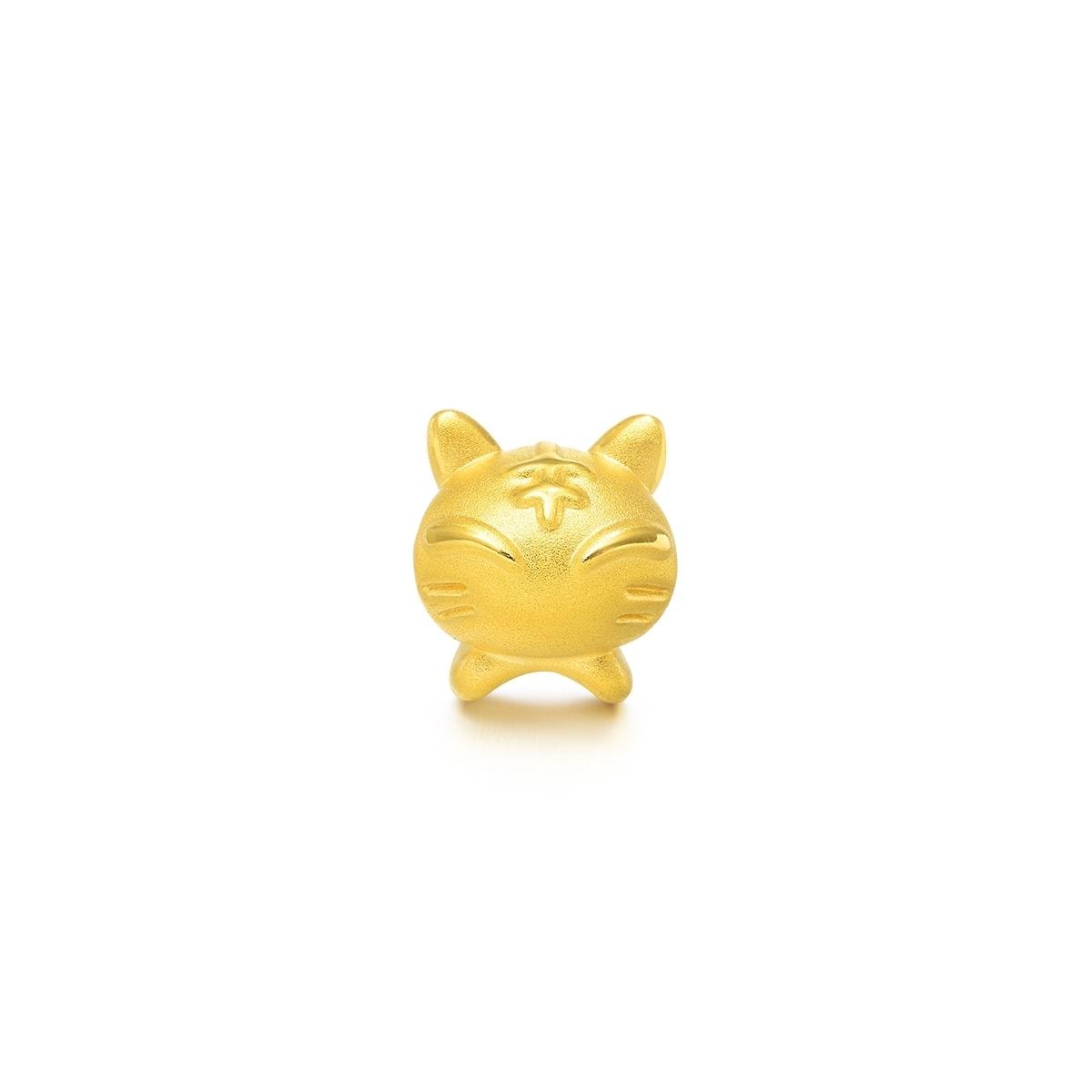 fate-and-myth-gold-tiger-charm-chow-sang-sang