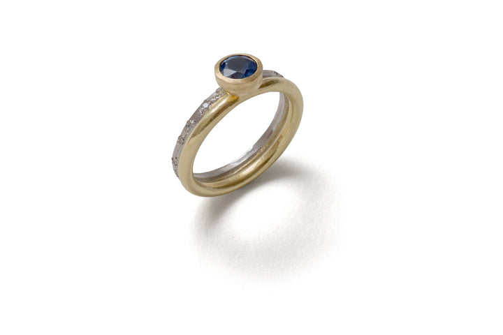 ceylon-sapphire-engagement-ring