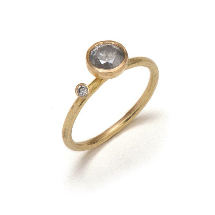 grey-diamond-ring