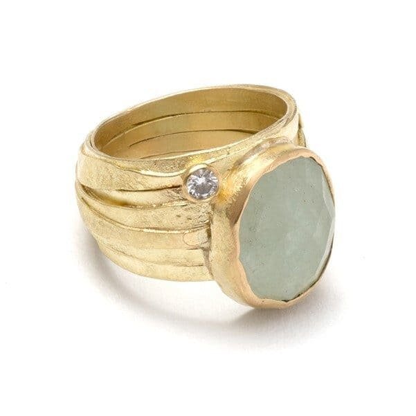 gold-wrap-ring-with-aquamarine-side-diamond