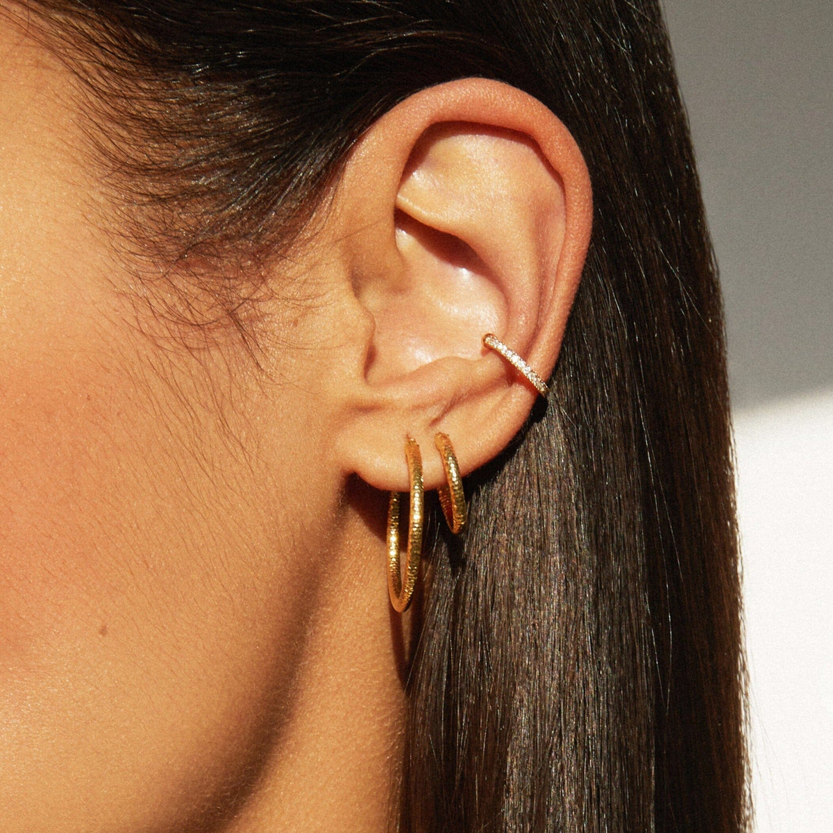 textured-hoop-earrings-in-14k-rose-gold-aurate