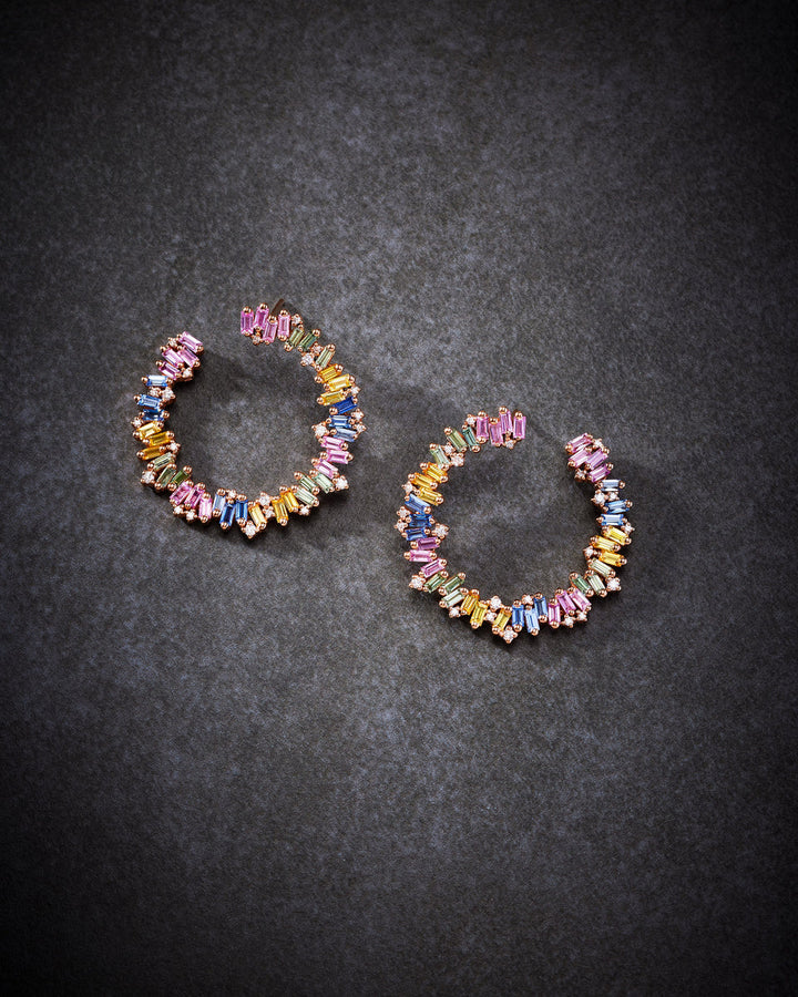 bold-pastel-sapphire-sideways-spiral-hoop-earrings-in-pastel-multi-18k-gold