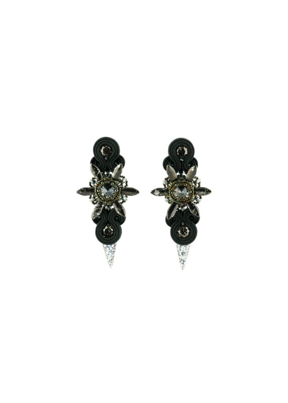 beloved-black-earrings-with-spiked-star-flowers