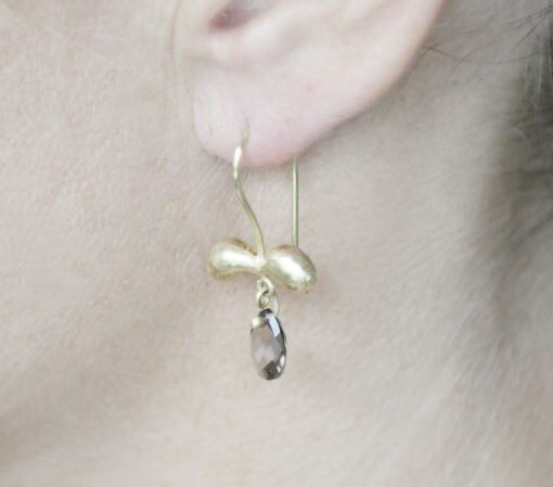 la-goutte-moghol-simple-drop-earrings