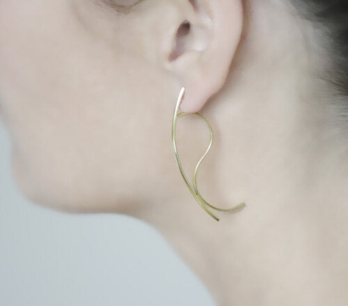 la-goutte-onduline-earrings