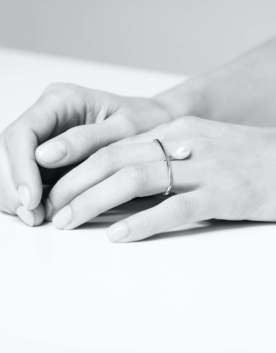 julia-pearl-double-ring