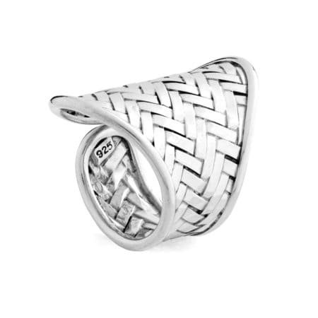 soka-silver-ring