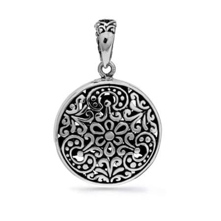 mendaum-silver-pendant