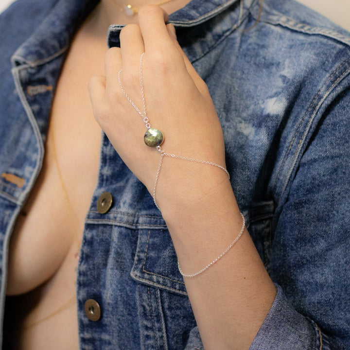 bohemian-labradorite-hand-chain-silver