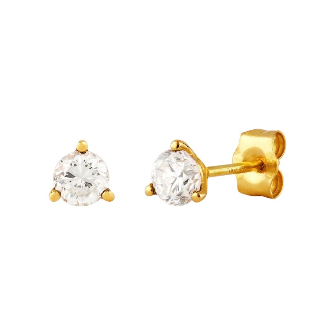 classic-diamond-stud-earrings