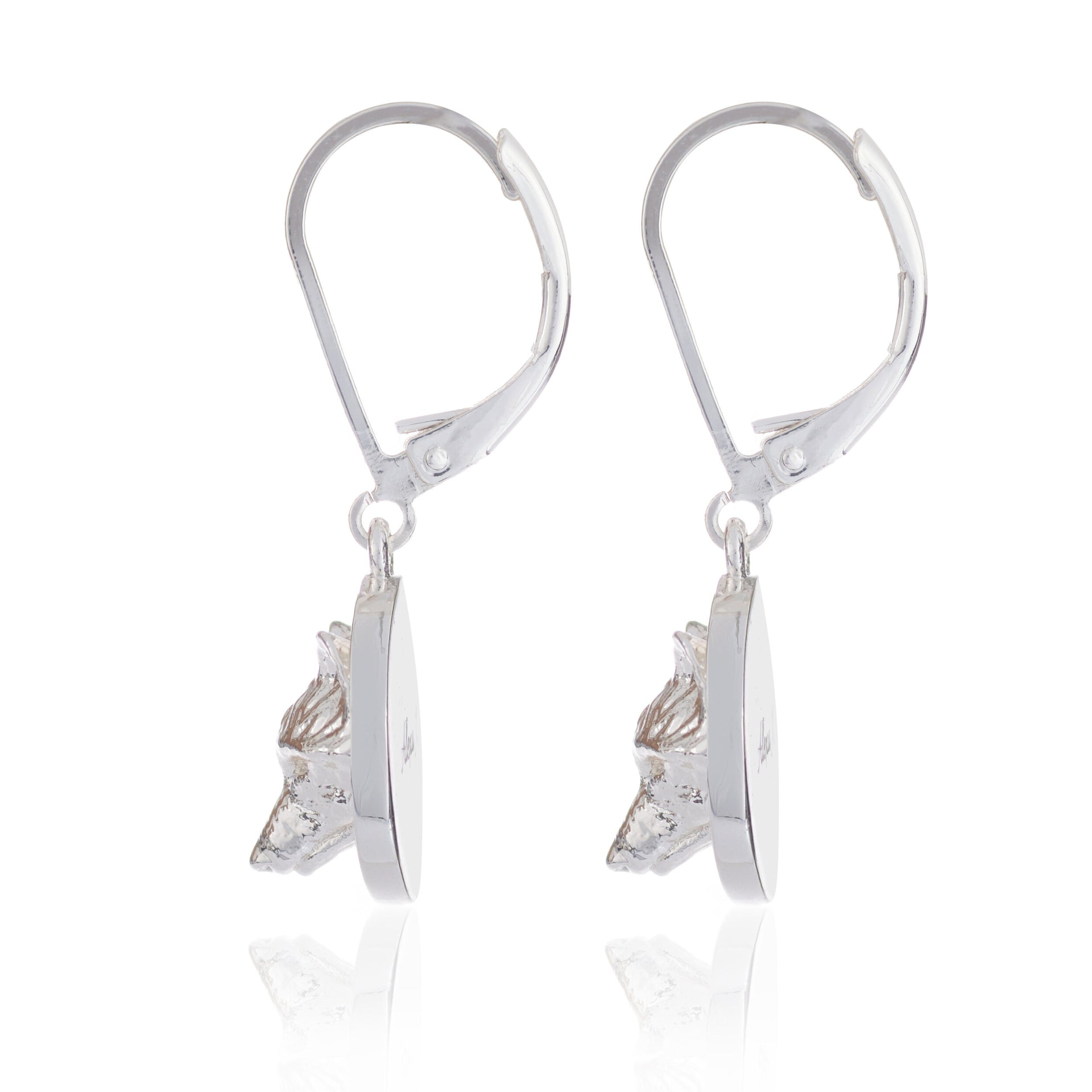 silver-wolf-disc-earrings