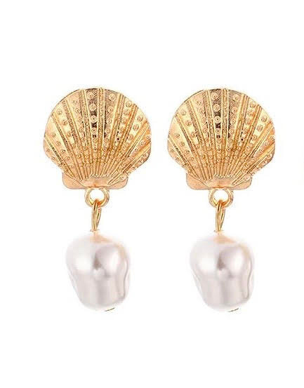 golden-shell-and-pearl-earrings