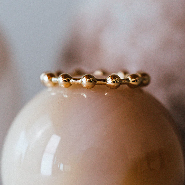 sphere-bead-ring