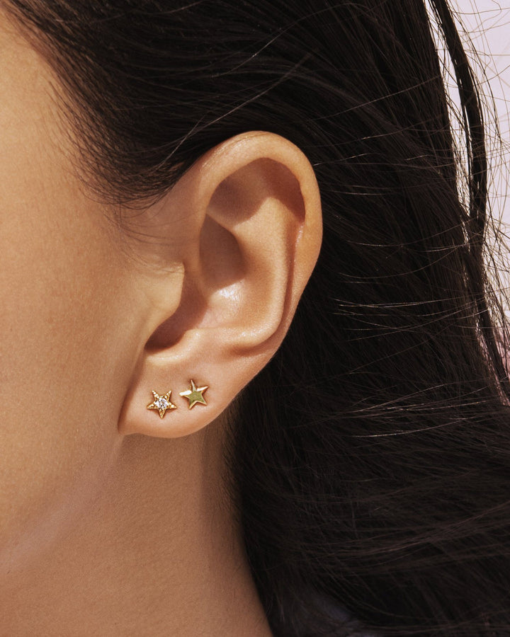 gold-nova-stud-earring-in-18k-rose-gold-aurate