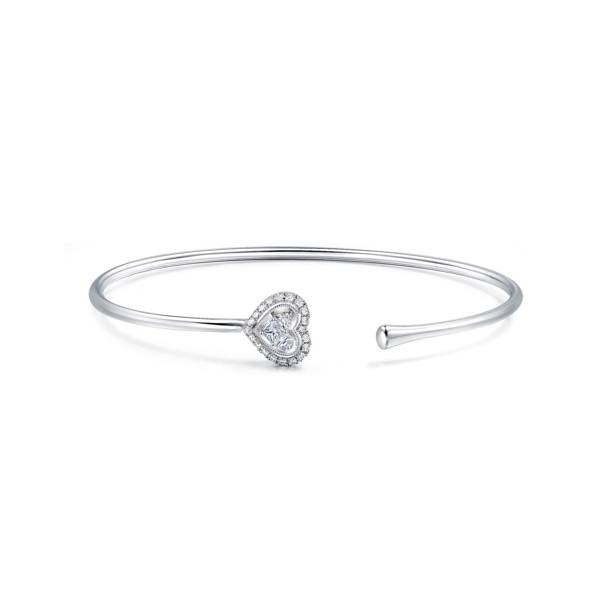 pure-18k-white-gold-diamond-bangle-chow-sang-sang