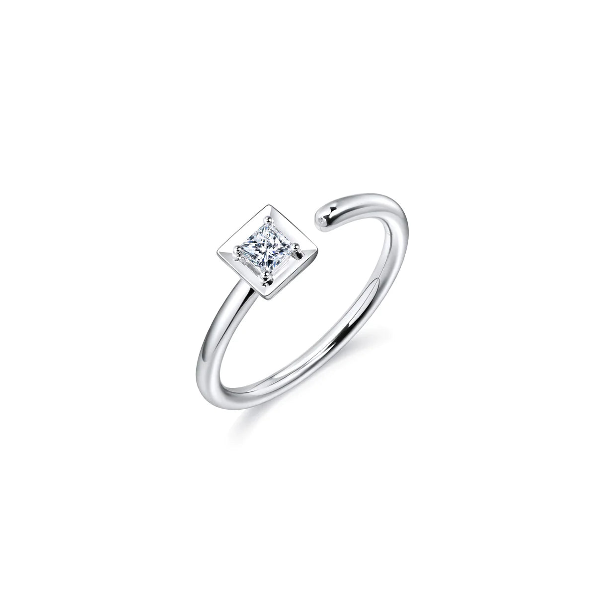 fingers-play-white-gold-diamond-ring-chow-sang-sang