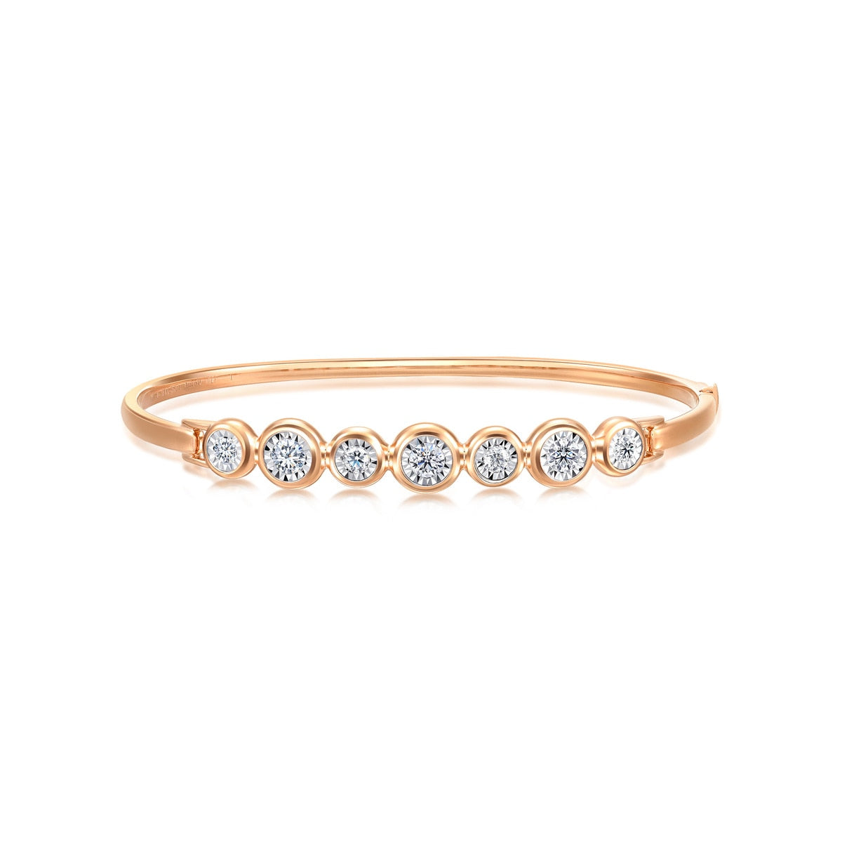 fantasy-18k-white-and-red-gold-diamond-bangle-chow-sang-sang