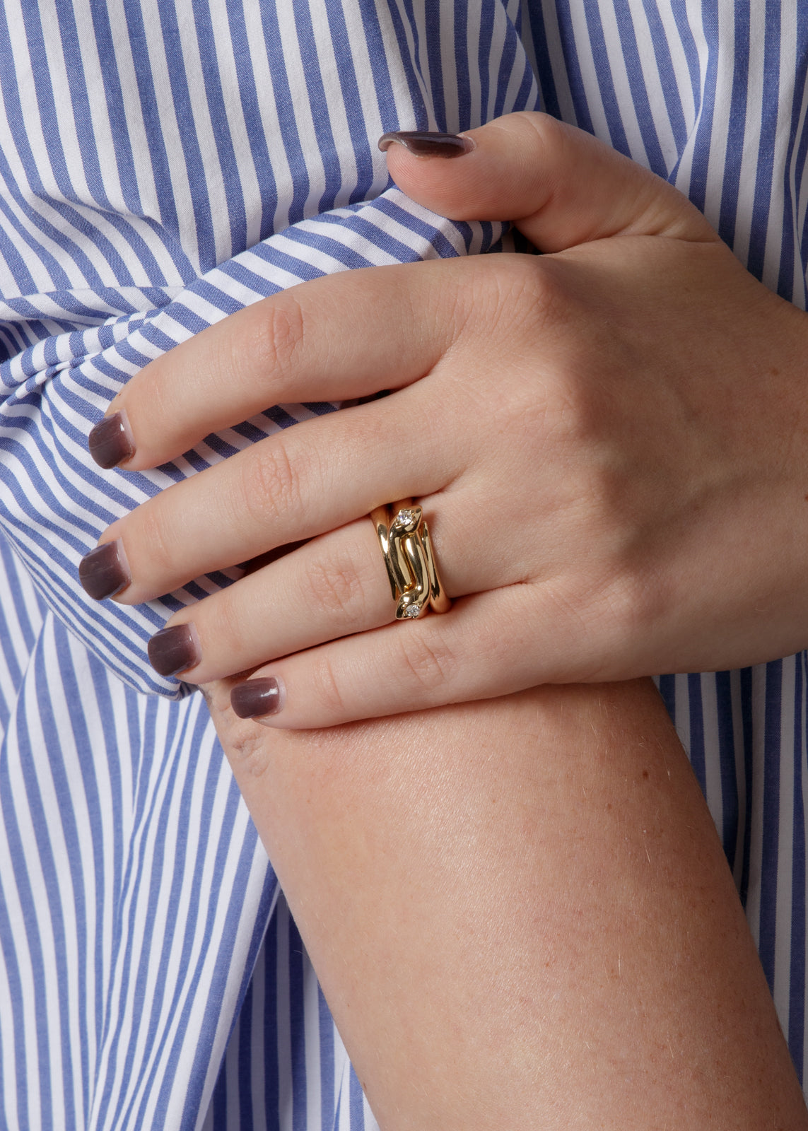 Bold Polished Snake Bookend Yellow Gold Bands