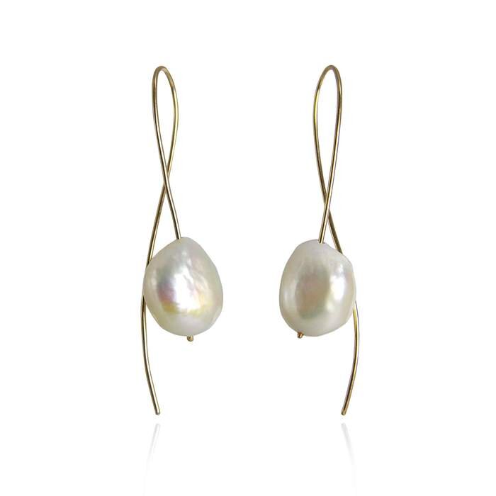 curved-pearl-earrings-9k-gold