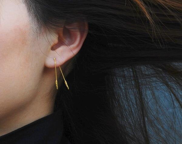 illusion-tinkling-earrings-gold