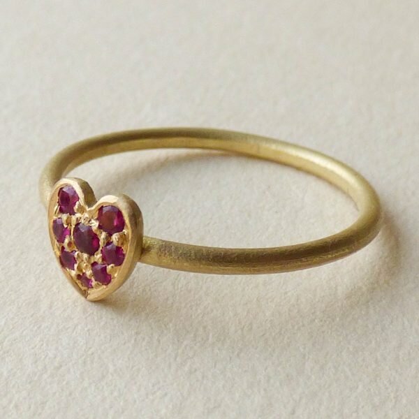 cherish-ruby-gold-ring