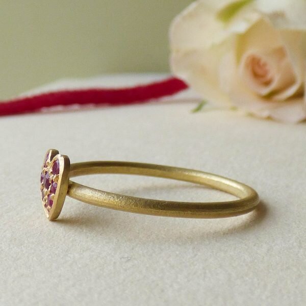 cherish-ruby-gold-ring