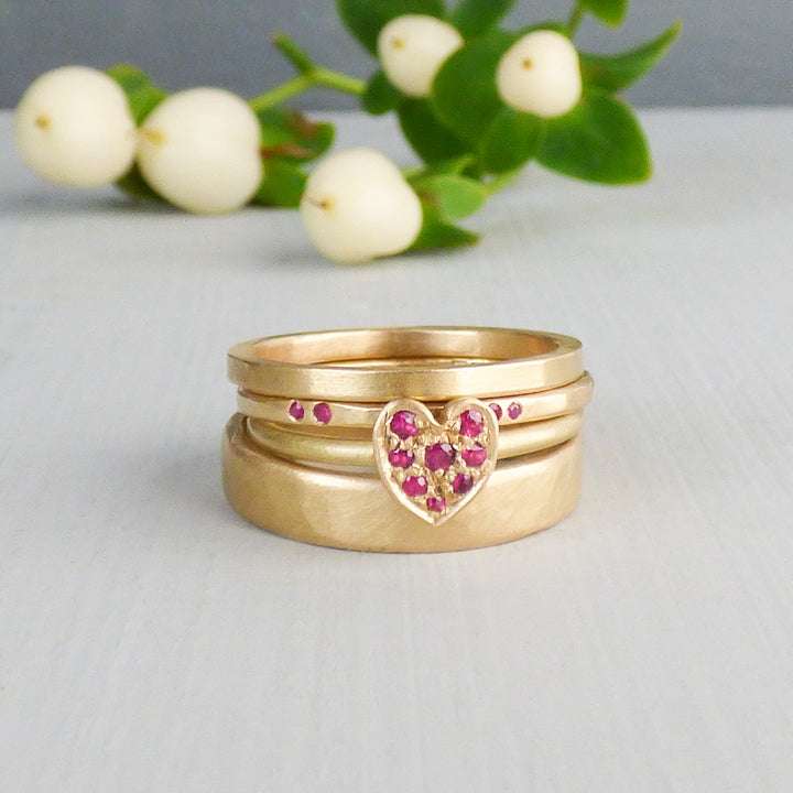 cherish-ruby-gold-ring