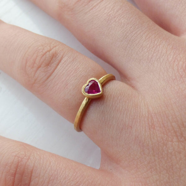 lola-ruby-engagement-ring