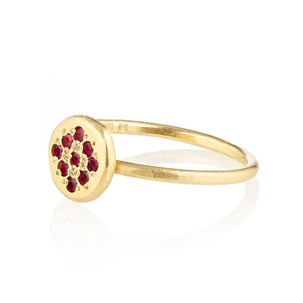 delphina-ring-in-18k-gold