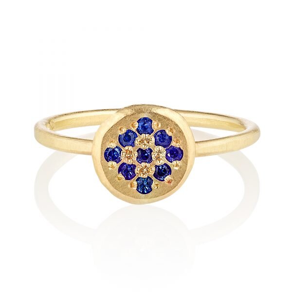 delphina-ring-in-18k-gold