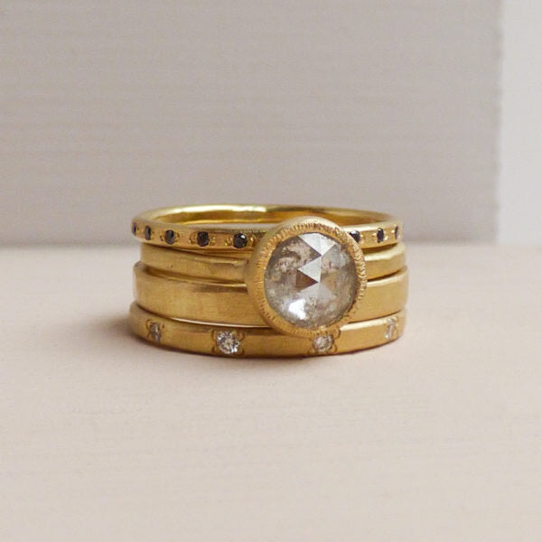 ida-engagement-ring-in-18k-gold