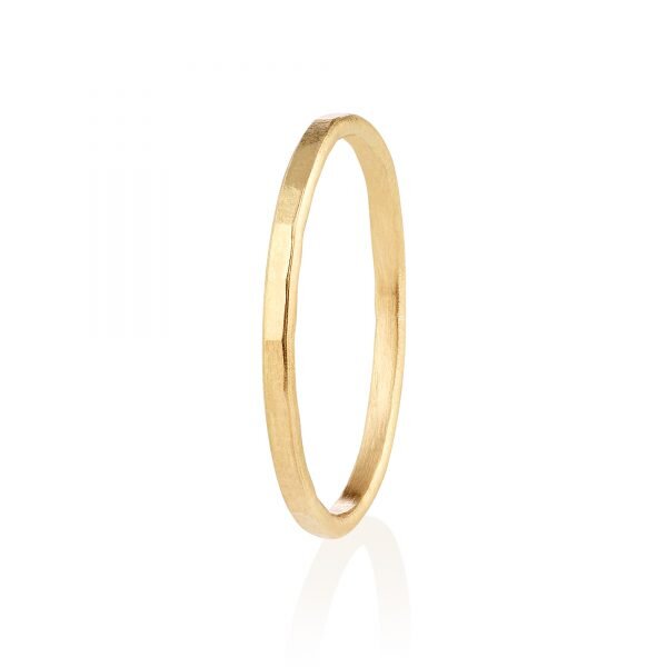 evie-wedding-ring-in-18k-gold