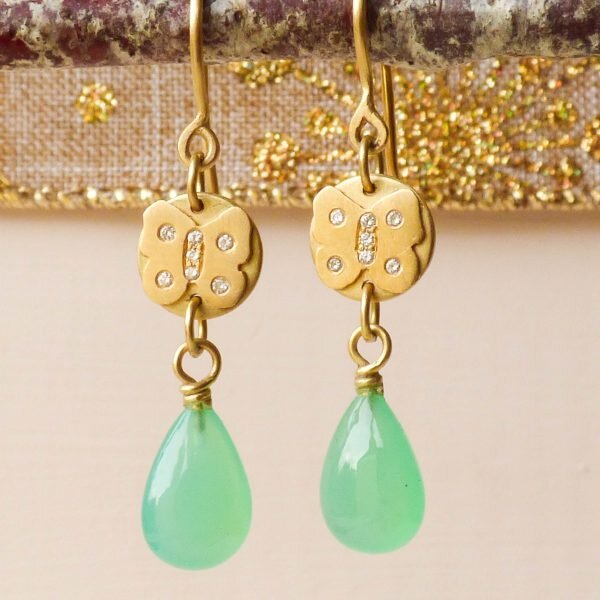 mariposa-earrings-in-18k-gold