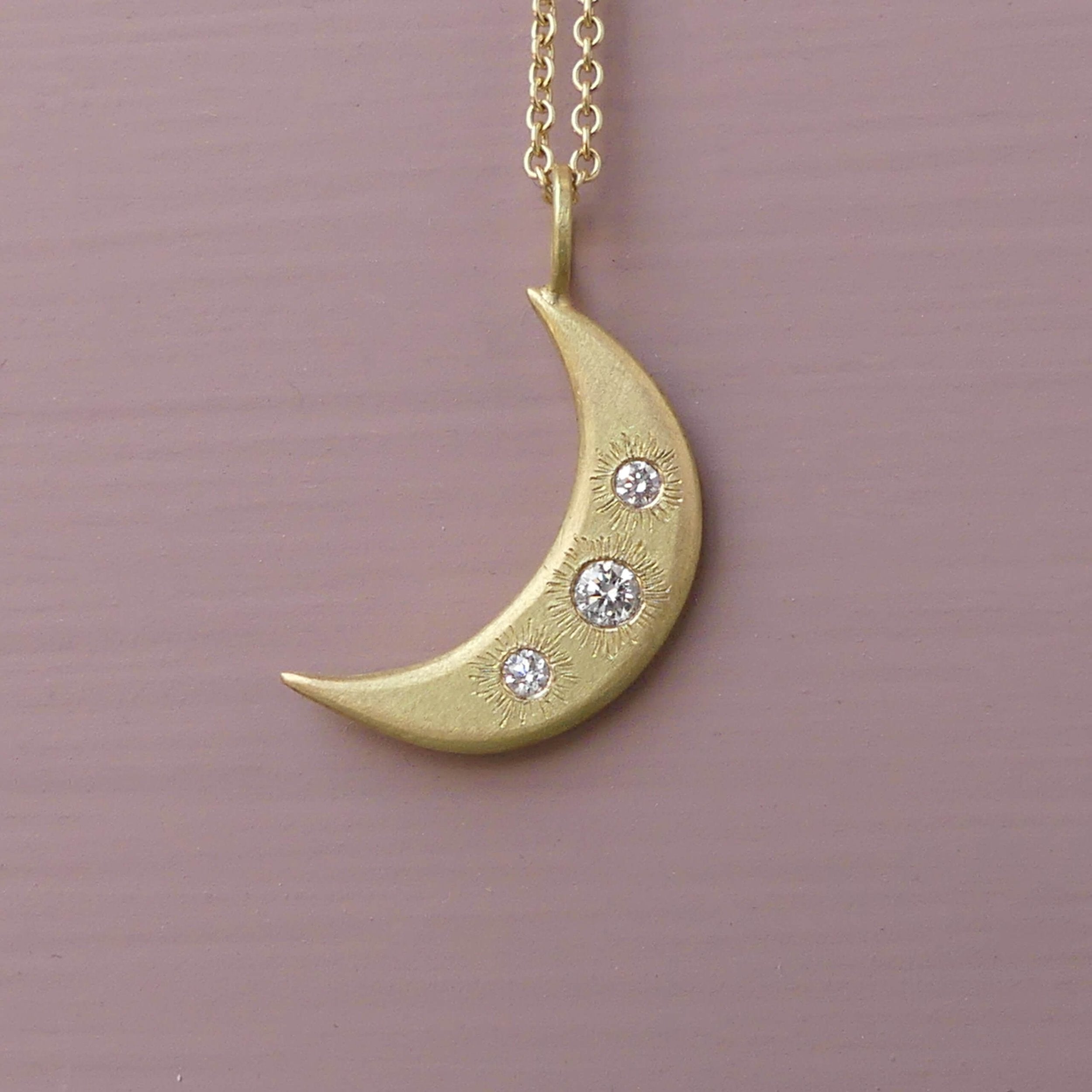 lunita-moon-amulet